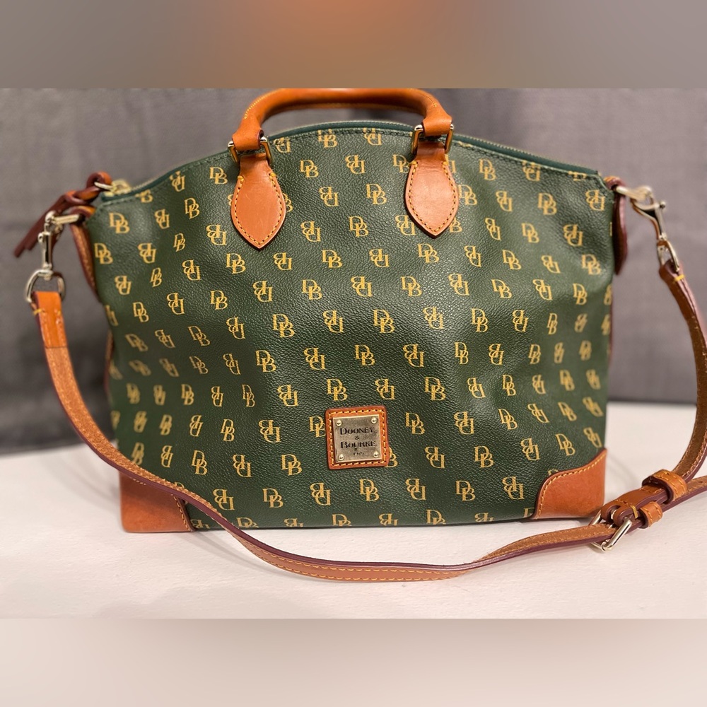 Dooney and Bourke green satchel